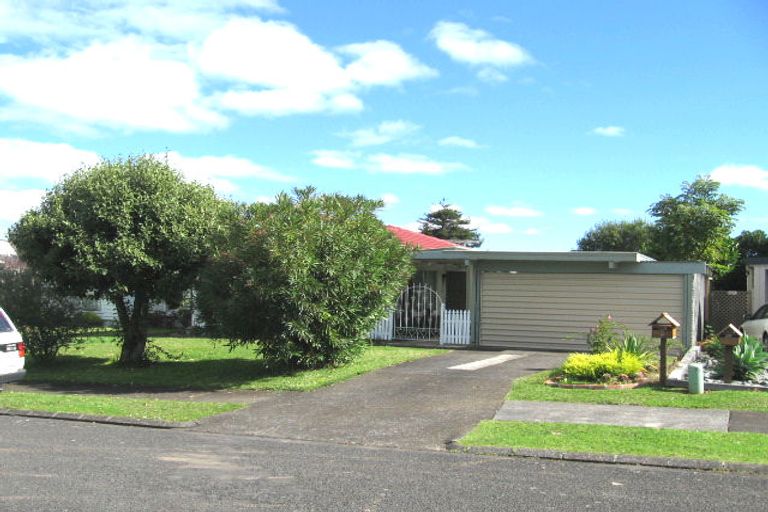Photo of property in 3 Yacht Place, Bucklands Beach, Auckland, 2012