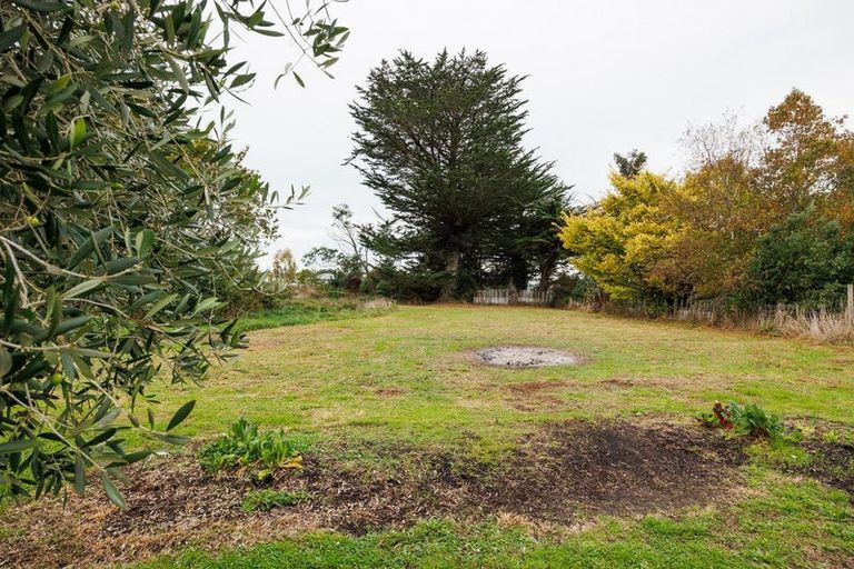 Photo of property in 6 Ngareta Street, Marton, 4710