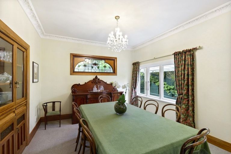 Photo of property in 46 Nicholson Road, Khandallah, Wellington, 6035