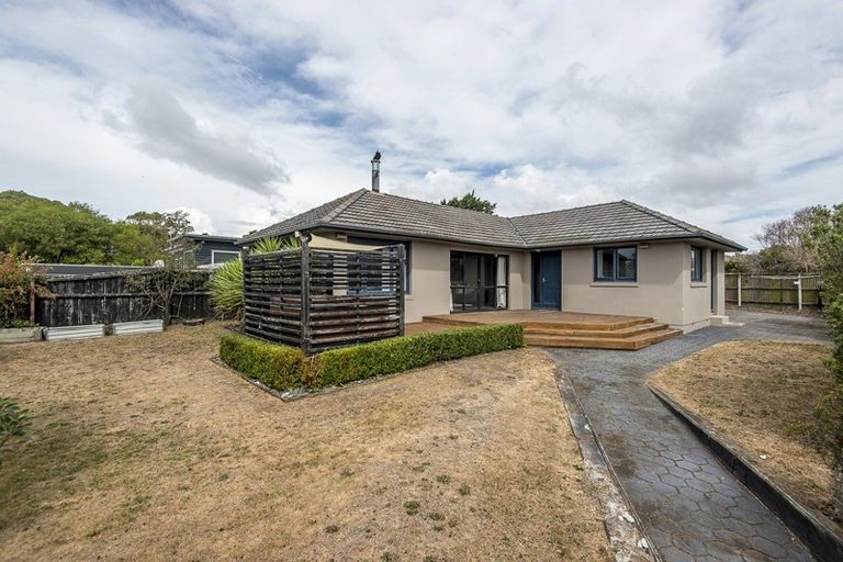 Photo of property in 255 Lake Terrace Road, Shirley, Christchurch, 8061