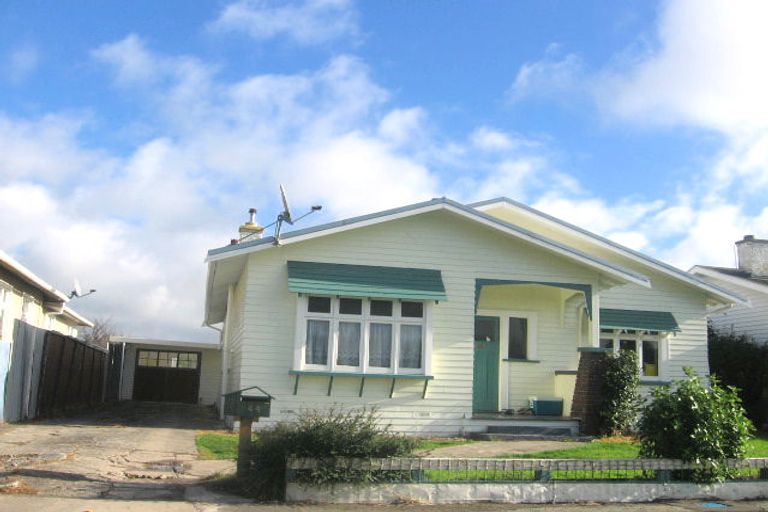 Photo of property in 44 Burns Avenue, Takaro, Palmerston North, 4412