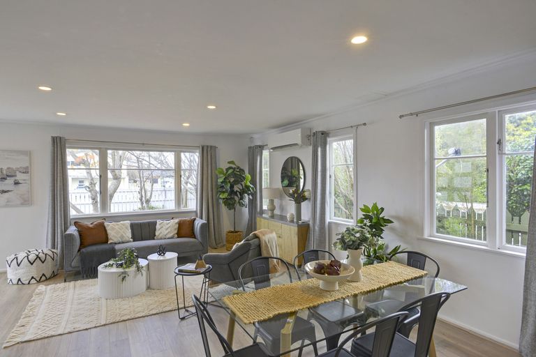 Photo of property in 37 Brandon Street, Featherston, 5710