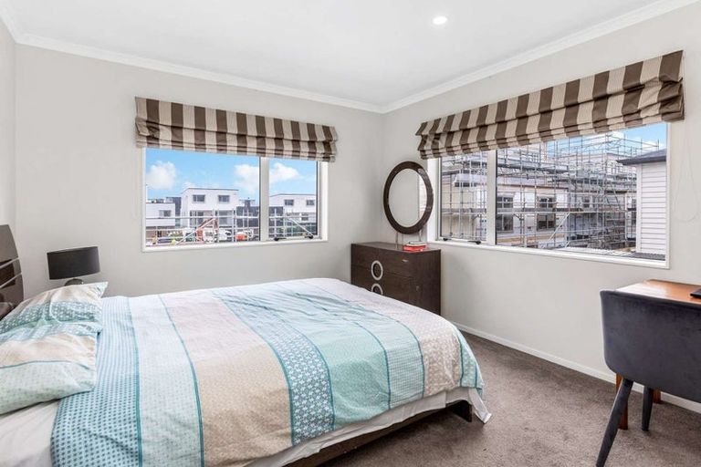 Photo of property in 16 Dolbel Place, Mangere East, Auckland, 2024