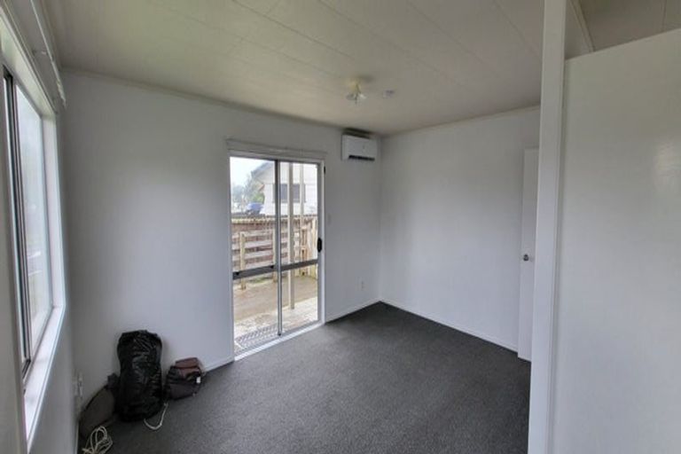 Photo of property in 63 Burundi Avenue, Clendon Park, Auckland, 2103
