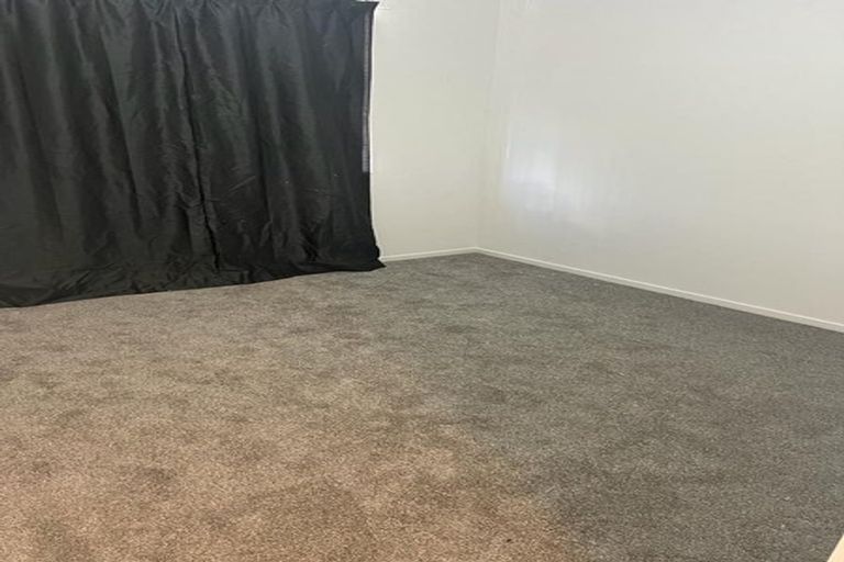 Photo of property in 1/20 Volta Place, Clendon Park, Auckland, 2103