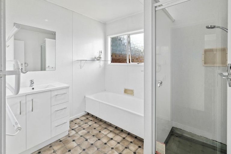 Photo of property in 2/61 Leicester Street, Stoke, Nelson, 7011