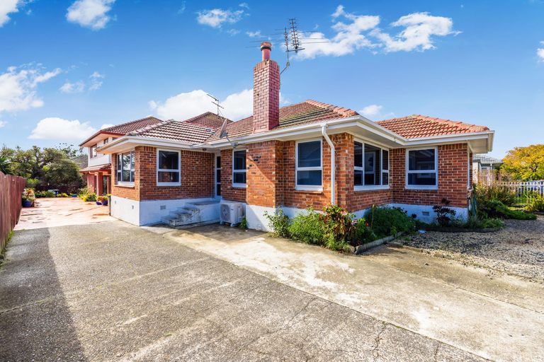 Photo of property in 99 Buckland Road, Mangere East, Auckland, 2024