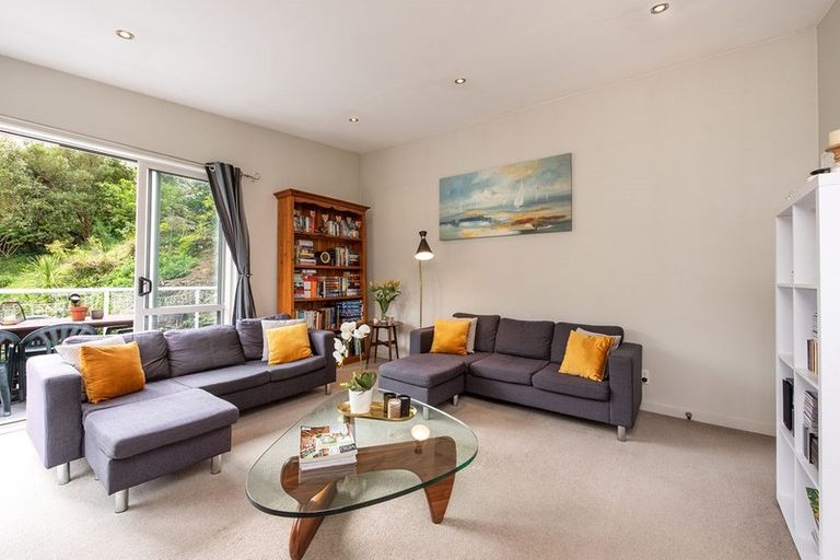 Photo of property in 75a South Karori Road, Karori, Wellington, 6012