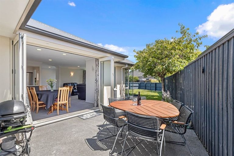 Photo of property in 9 Becmead Drive, Harewood, Christchurch, 8051