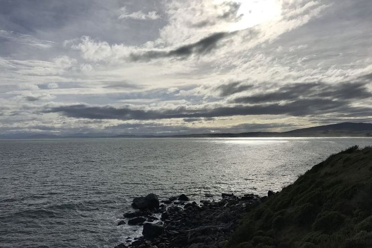 Photo of property in 23 Tamatea Street, Pahia, Riverton, 9881