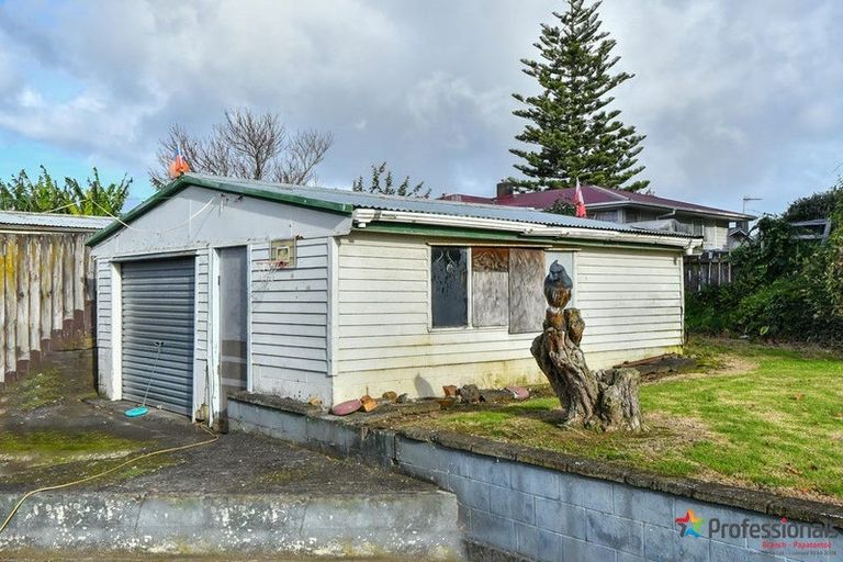 Photo of property in 35 Ashgrove Road, Mangere, Auckland, 2022