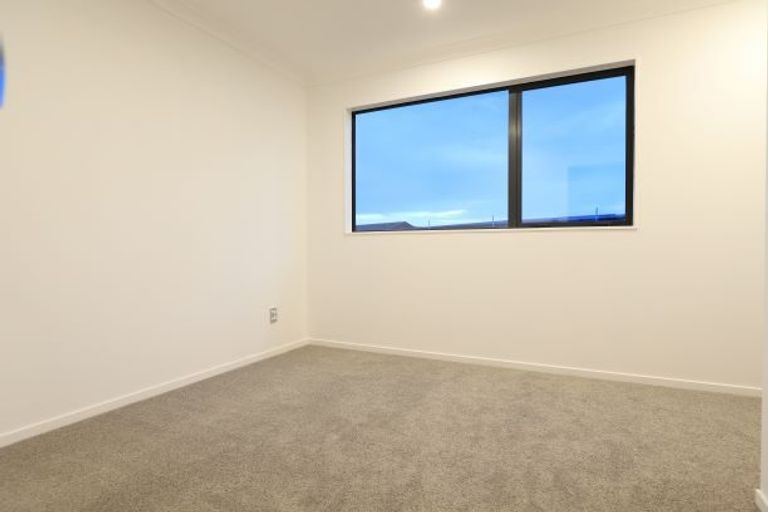Photo of property in 39 Sun Orchid Avenue, Wiri, Auckland, 2104