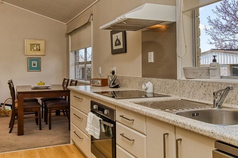 Photo of property in 13 Everest Avenue, Havelock North, 4130