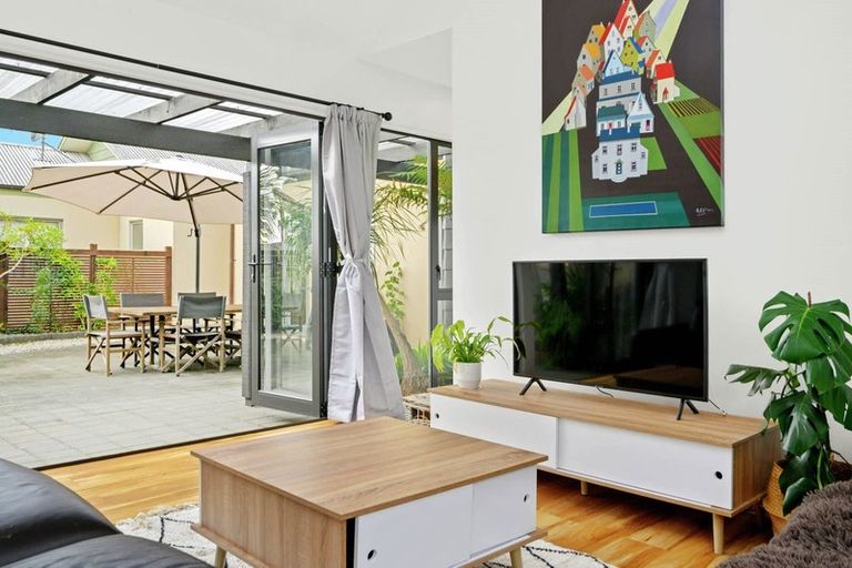 Photo of property in 164 Guys Road, East Tamaki, Auckland, 2013