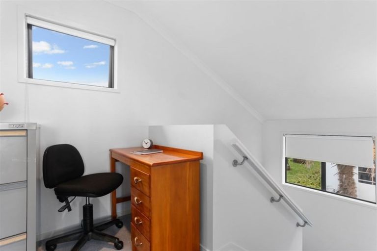 Photo of property in 4c Rewiti Avenue, Takapuna, Auckland, 0622