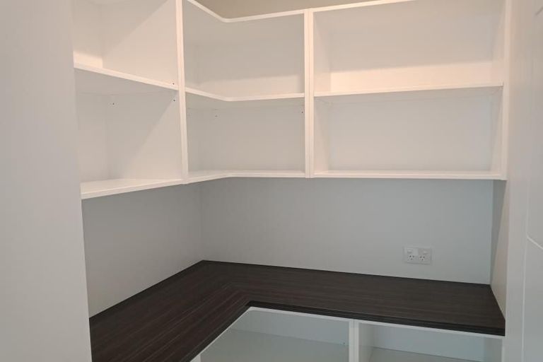 Photo of property in 79b Cambridge Terrace, Waterloo, Lower Hutt, 5011