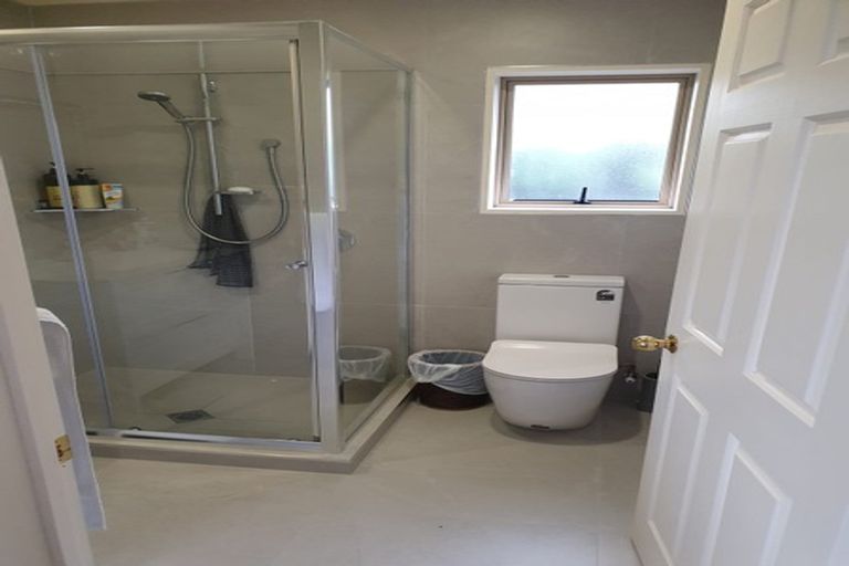 Photo of property in 31 Maghera Drive, East Tamaki Heights, Auckland, 2016