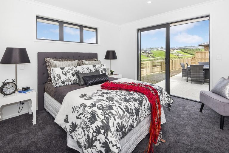 Photo of property in 32 Raithburn Terrace, Pokeno, 2402