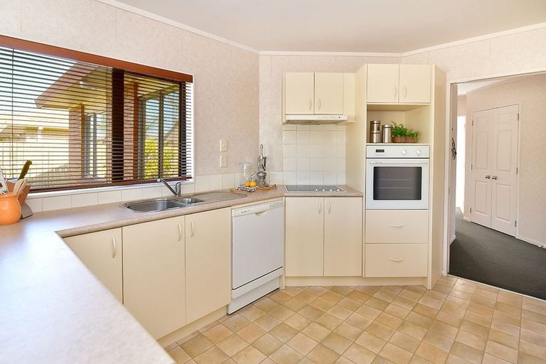 Photo of property in 14 Motutapu Avenue, Manly, Whangaparaoa, 0930