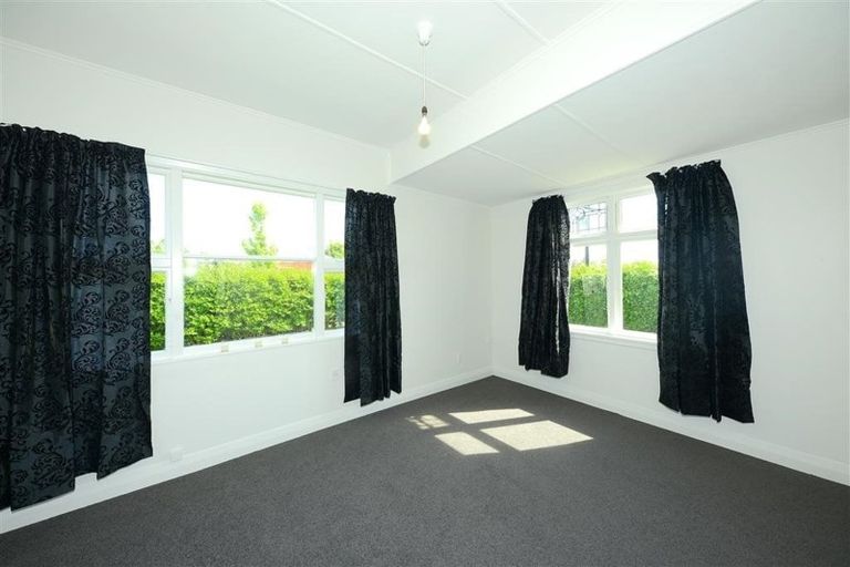 Photo of property in 40 Grenville Street, Waltham, Christchurch, 8011