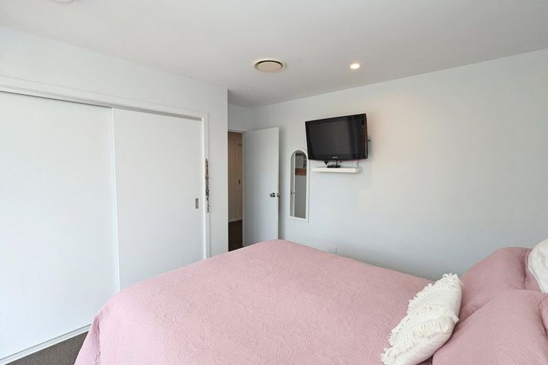 Photo of property in 53 Queen Street, Winton, 9720