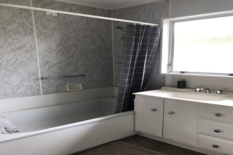 Photo of property in 21a Beauchamp Street, Tawa, Wellington, 5028