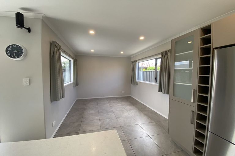 Photo of property in 144a Auckland Road, Greenmeadows, Napier, 4112