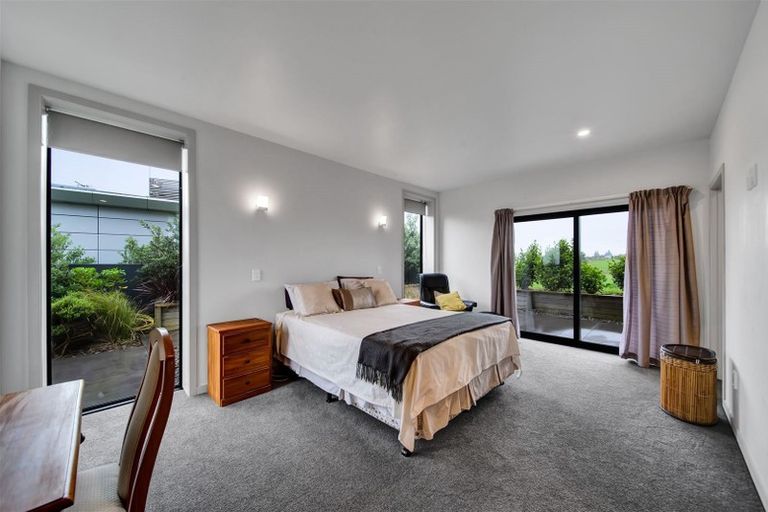 Photo of property in 16a Links Drive, Waiwhakaiho, New Plymouth, 4312