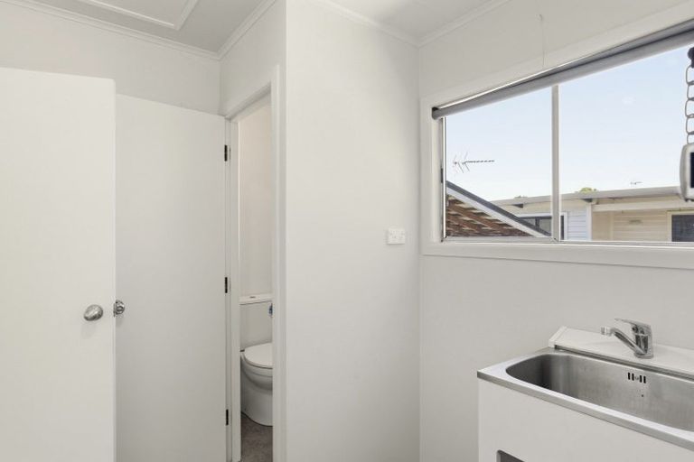 Photo of property in 1/24 Hori Street, Vogeltown, New Plymouth, 4310