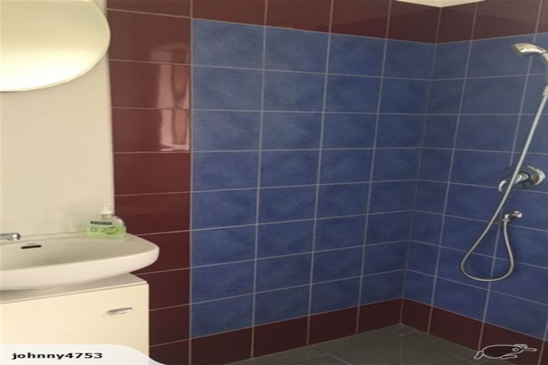 Photo of property in 1/4 Pemberton Avenue, Bayview, Auckland, 0629