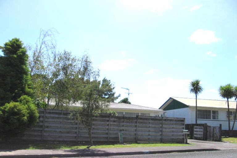 Photo of property in 39 Stott Avenue, Birkdale, Auckland, 0626