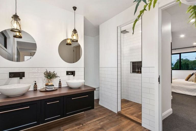 Photo of property in 16 Fendalton Road, Fendalton, Christchurch, 8014