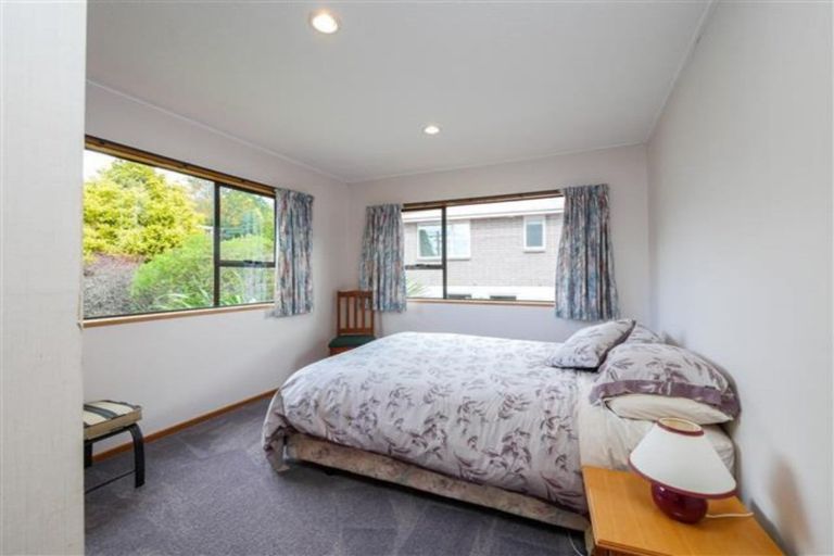 Photo of property in 11 Colquhoun Street, Glenross, Dunedin, 9011