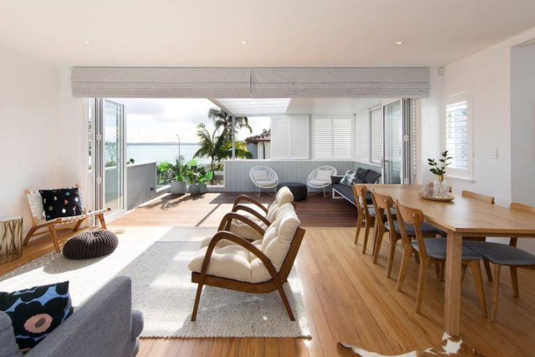 Photo of property in 68 St Michaels Avenue, Point Chevalier, Auckland, 1022