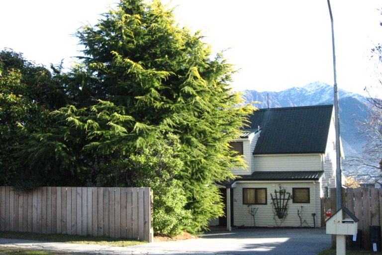 Photo of property in 14 Oregon Drive, Kelvin Heights, Queenstown, 9300