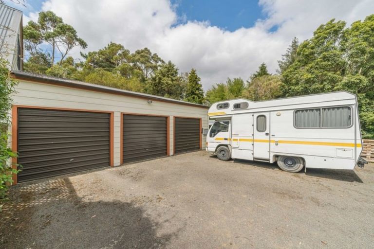 Photo of property in 18 Flyger Street, Kimbolton, 4774