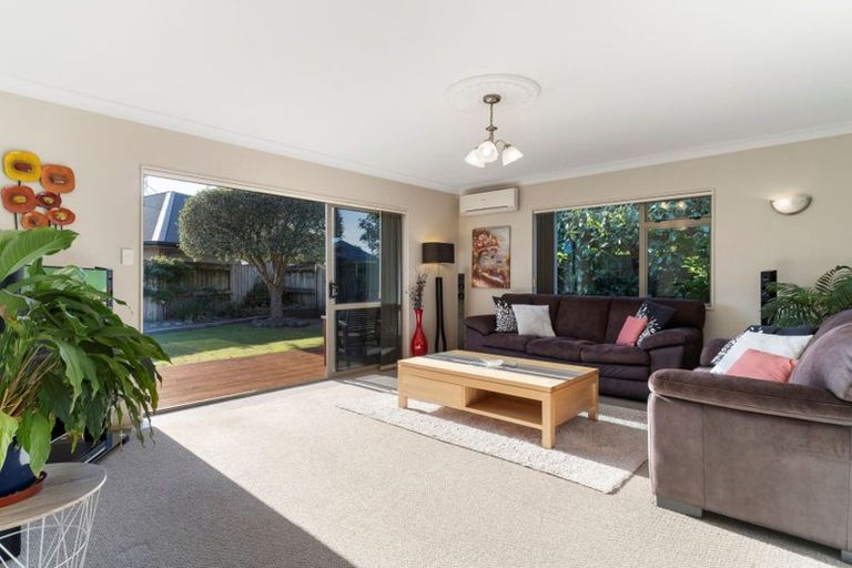 Photo of property in 6 Shaun Close, Papamoa Beach, Papamoa, 3118
