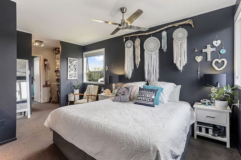 Photo of property in 3 The Circle, Manly, Whangaparaoa, 0930