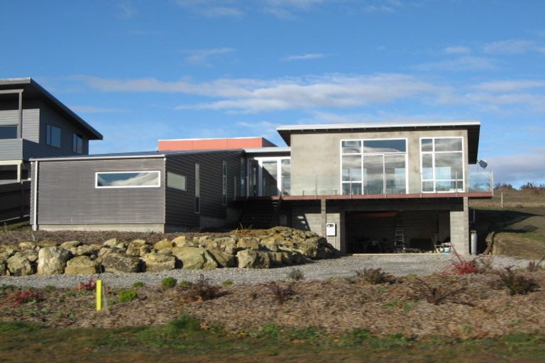 Photo of property in 8 Allenby Place, Wanaka, 9305