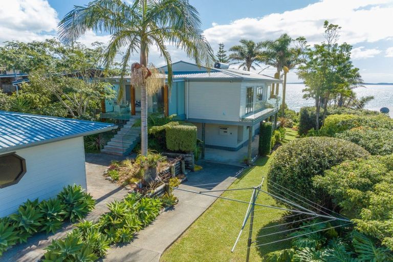 Photo of property in 21 Kupe Road, Coopers Beach, 0420