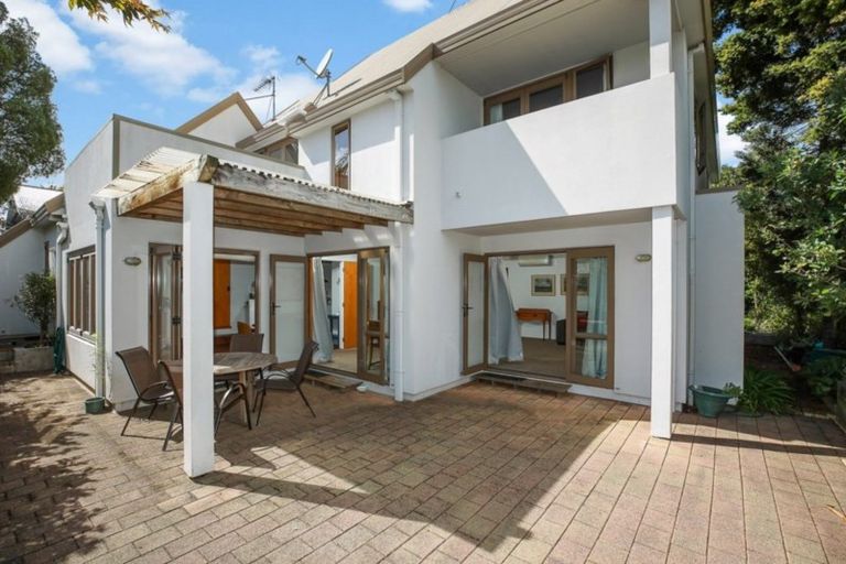 Photo of property in 33 Anglesea Street, Hamilton Central, Hamilton, 3204