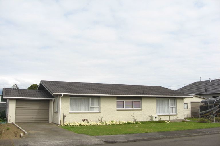 Photo of property in 1b Lynton Street, Upper Vogeltown, New Plymouth, 4310