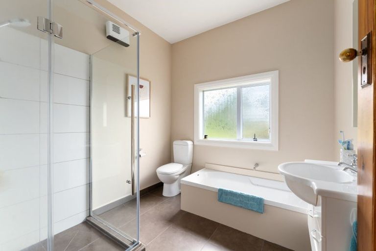 Photo of property in 124 Rolla Street, Normanby, Dunedin, 9010