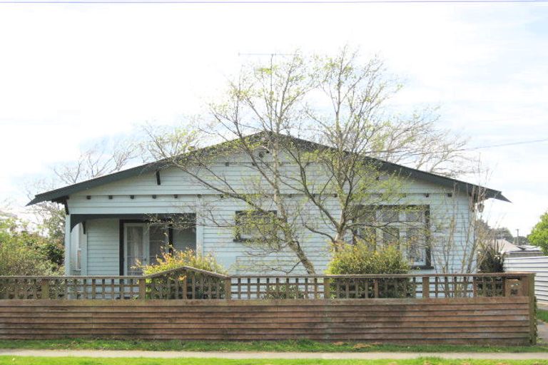 Photo of property in 28 Caius Avenue, Gonville, Whanganui, 4501