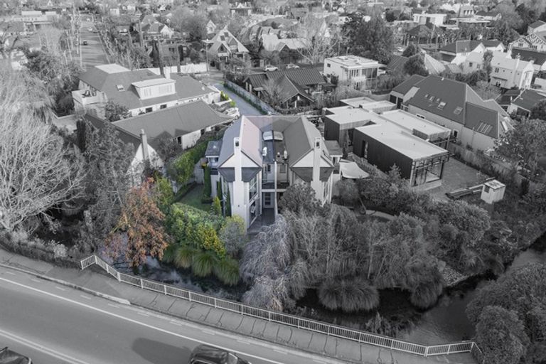 Photo of property in 2/37 Poynder Avenue, Merivale, Christchurch, 8014