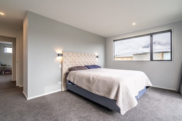 Photo of property in 21 Pennycook Place, Lake Hawea, Wanaka, 9382