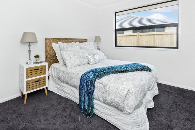 Photo of property in 32 Raithburn Terrace, Pokeno, 2402