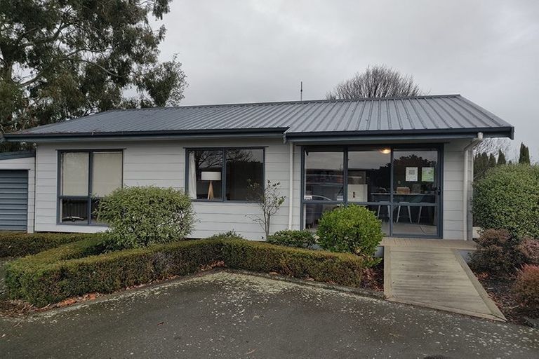 Photo of property in 431 Main South Road, Hornby, Christchurch, 8042