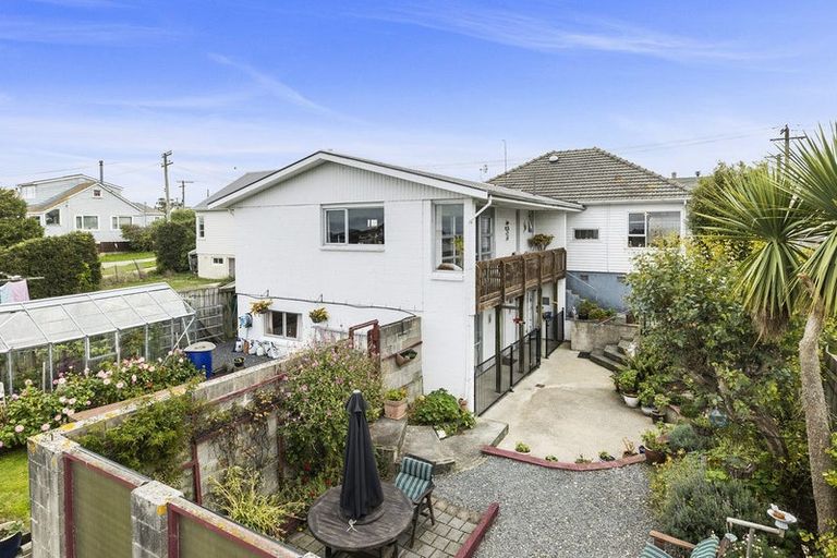 Photo of property in 42 Puketai Street, Andersons Bay, Dunedin, 9013
