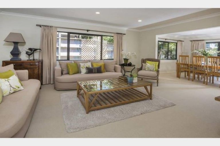 Photo of property in 10a Waller Avenue, Bucklands Beach, Auckland, 2012